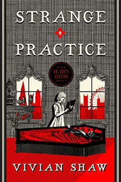 portada Strange Practice: A Dr Greta Helsing Novel (English Edition)