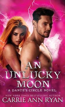 portada An Unlucky Moon (in English)