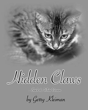 portada hidden claws - black & white version