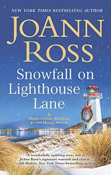 portada Snowfall on Lighthouse Lane (Honeymoon Harbor) (in English)