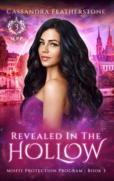 portada Revealed in the Hollow (en Inglés)