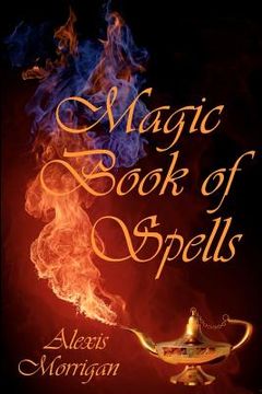 portada magic book of spells (en Inglés)