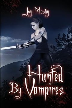 portada Hunted by Vampires: Daughter of Asteria Series Book 3 (en Inglés)