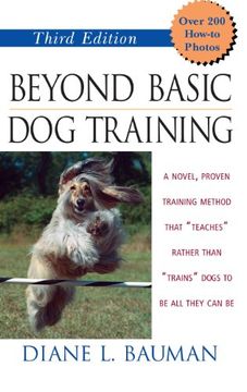 portada Beyond Basic dog Training (en Inglés)