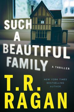 portada Such a Beautiful Family: A Thriller (en Inglés)