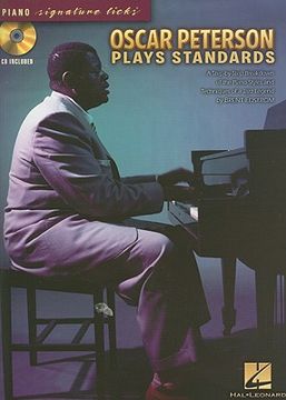 portada Oscar Peterson Plays Standards [With CD] (in English)