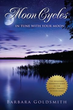 portada Moon Cycles: Get In Tune With Your Moon (en Inglés)