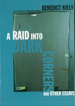 portada A Raid Into Dark Corners and Other Essays