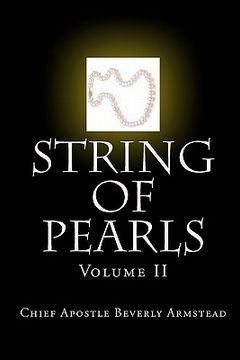 portada string of pearls (en Inglés)