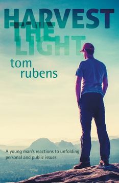 portada Harvest the Light: A young man's enlightenment and reactions (in English)