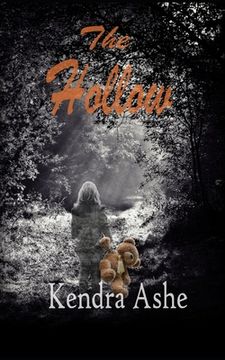 portada The Hollow: A Ghost Story (en Inglés)