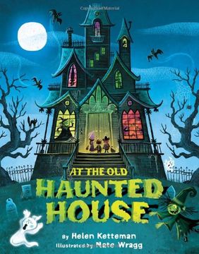 portada At the Old Haunted House (en Inglés)