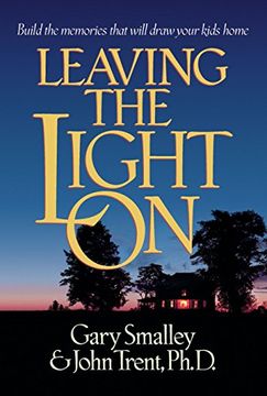 portada Leaving the Light on (in English)