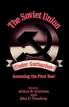 portada The Soviet Union Under Gorbachev: Assessing the First Year (en Inglés)