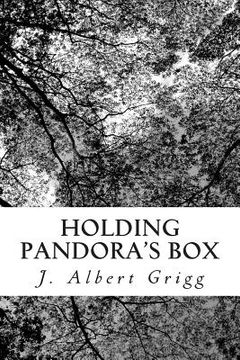 portada Holding Pandora's Box: that which remains (en Inglés)