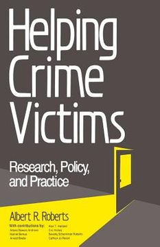 portada helping crime victims: research, policy, and practice (in English)