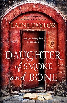 portada Daughter of Smoke and Bone. Laini Taylor (in English)