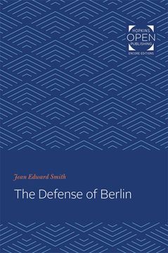 portada The Defense of Berlin (en Inglés)