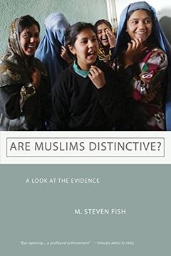 portada Are Muslims Distinctive? A Look at the Evidence (in English)