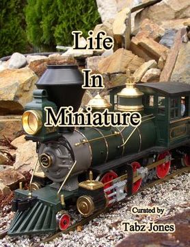 portada Life In Miniature (en Inglés)