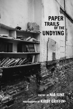 portada Paper Trails of the Undying (en Inglés)