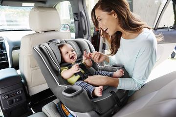Graco® Extend2Fit® Car Seat convertible. 0 a 9 años. Davies