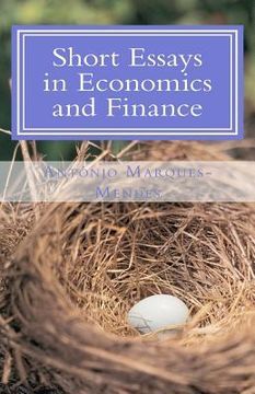 portada short essays in economics and finance (in English)
