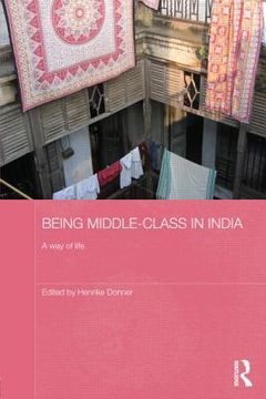 portada being middle-class in india (en Inglés)