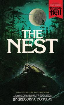 portada The Nest (Paperbacks From Hell) (en Inglés)