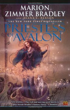 portada Priestess of Avalon 