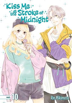 portada Kiss me at the Stroke of Midnight 10 (in English)