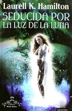 portada Seducida por la luz de la Luna (in Spanish)