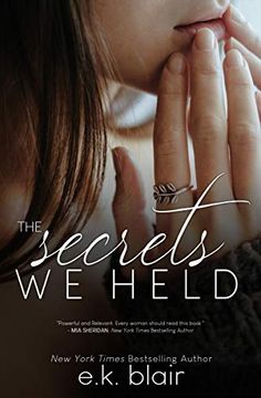 portada The Secrets we Held (Secrets and Truths) (in English)