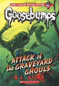 portada Attack of the Graveyard Ghouls (Classic Goosebumps #31) (en Inglés)