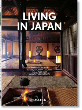portada Living in Japan. 40Th ed.