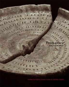 portada Frequency. Michal Rovner (in English)