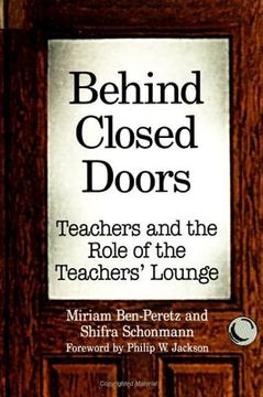 portada behind closed doors: teachers and the role of the teachers' lounge (in English)