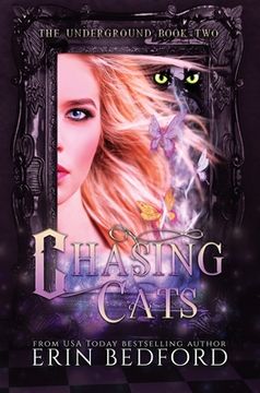 portada Chasing Cats (en Inglés)