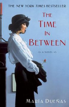 portada the time in between (en Inglés)