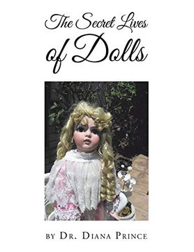 portada The Secret Lives of Dolls (en Inglés)