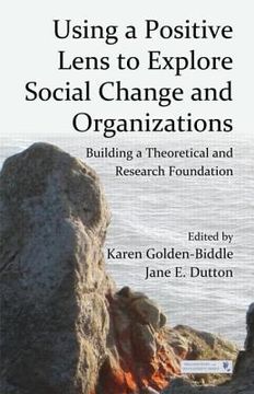 portada using a positive lens to explore social change and organizations (in English)