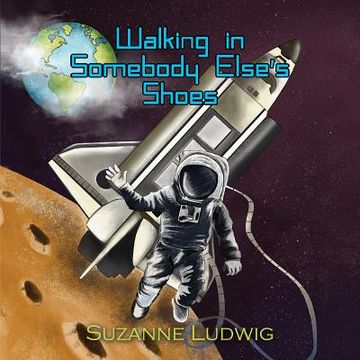 portada Walking in Somebody Else’S Shoes (in English)
