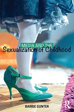 portada Media and the Sexualization of Childhood (en Inglés)
