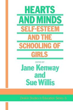 portada hearts and minds: self-esteem and the schooling of girls (en Inglés)