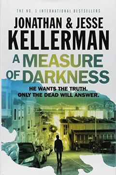 portada A Measure Of Darkness (en Inglés)