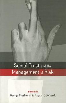 portada social trust and the management of risk (en Inglés)