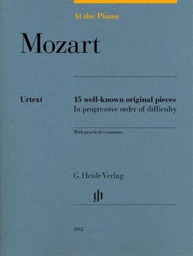portada At the Piano - Mozart (en Inglés)