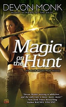 portada Magic on the Hunt (in English)