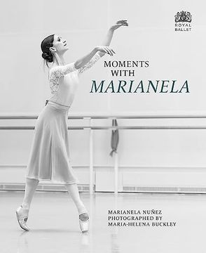 portada Moments with Marianela (in English)