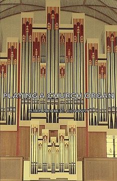portada playing a church organ